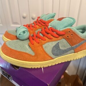 🔥Nike SB Dunk Low Pro PRM - Orange, Emerald Rise🔥 Rare Colorway!!